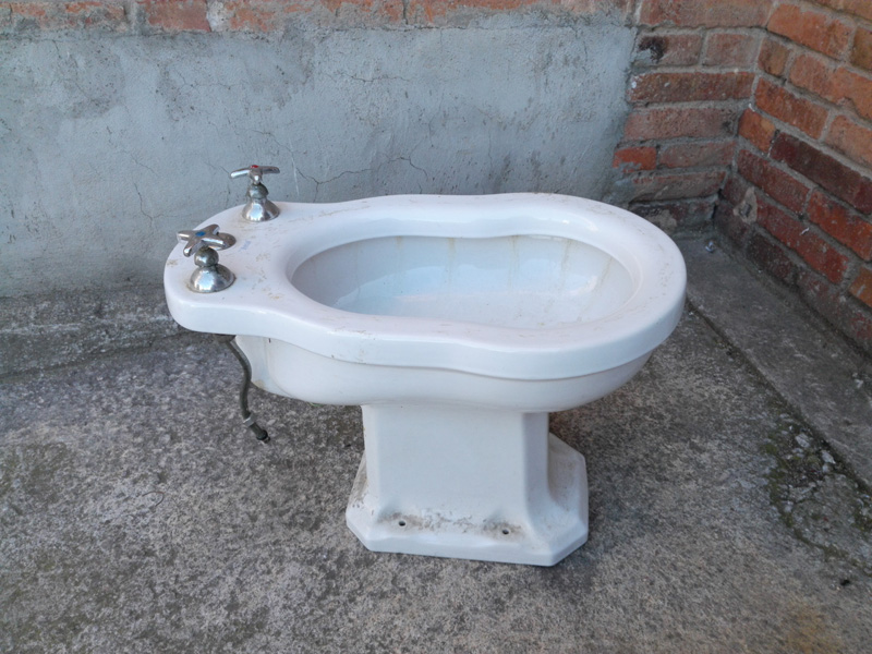 bide epoca roca ceramica blanca 39_5x57_5x34_5 _45eu_ 1u